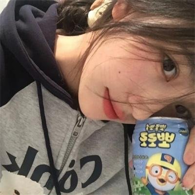 今天在这里 海报